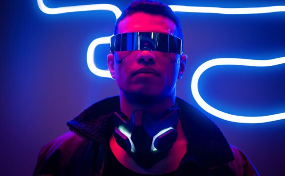 homem no estilo cyberpunk